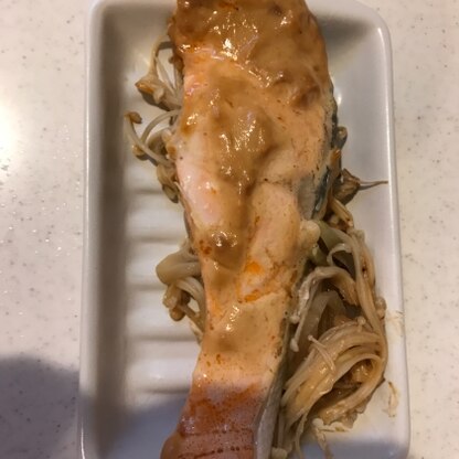ちょっと玉ねぎをこがしてしまいました(^^;)
新たな鮭の食べ方で、とても美味しかったです!!